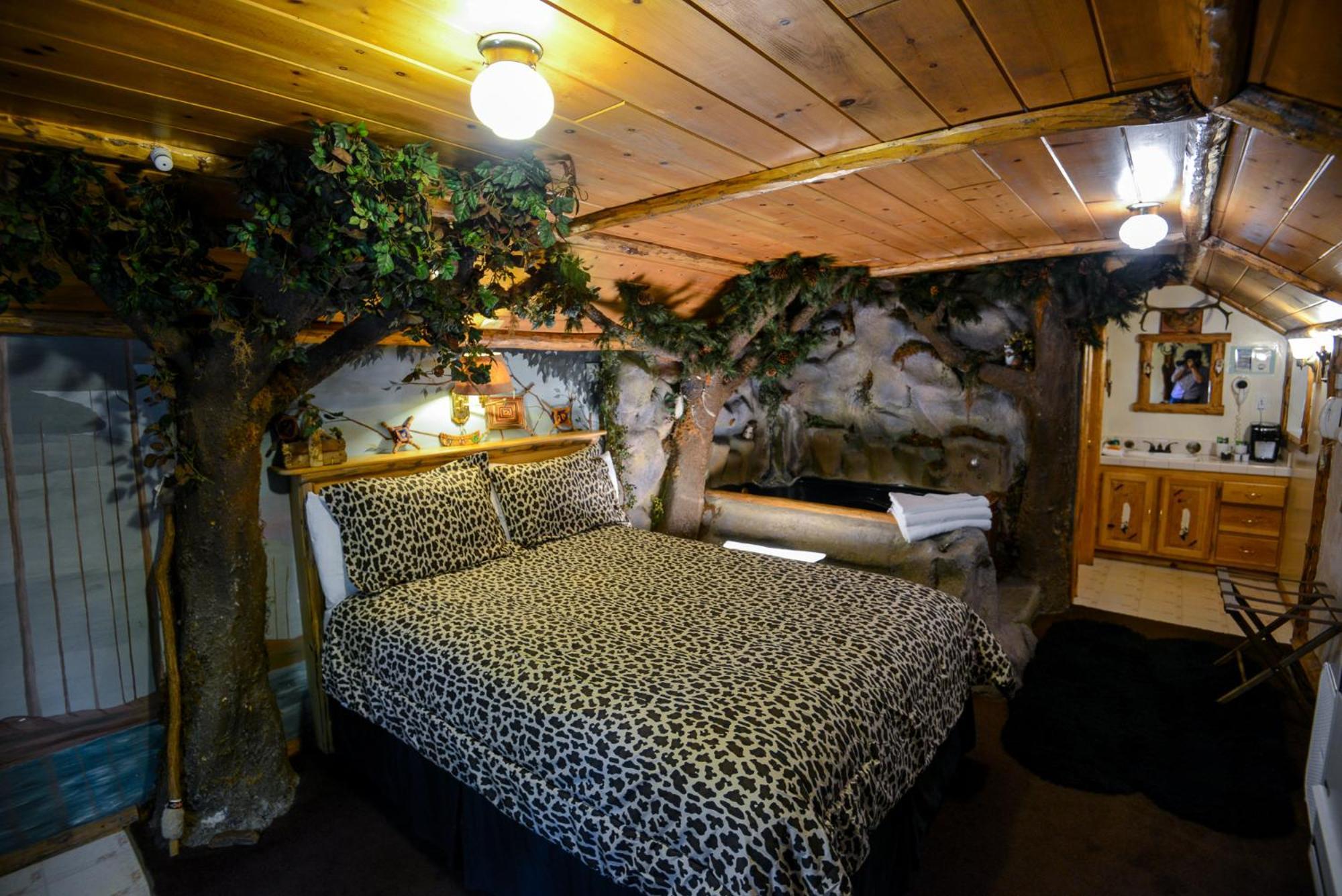 Castle Wood Theme Cottages- Couples Only Big Bear Lake Exterior foto