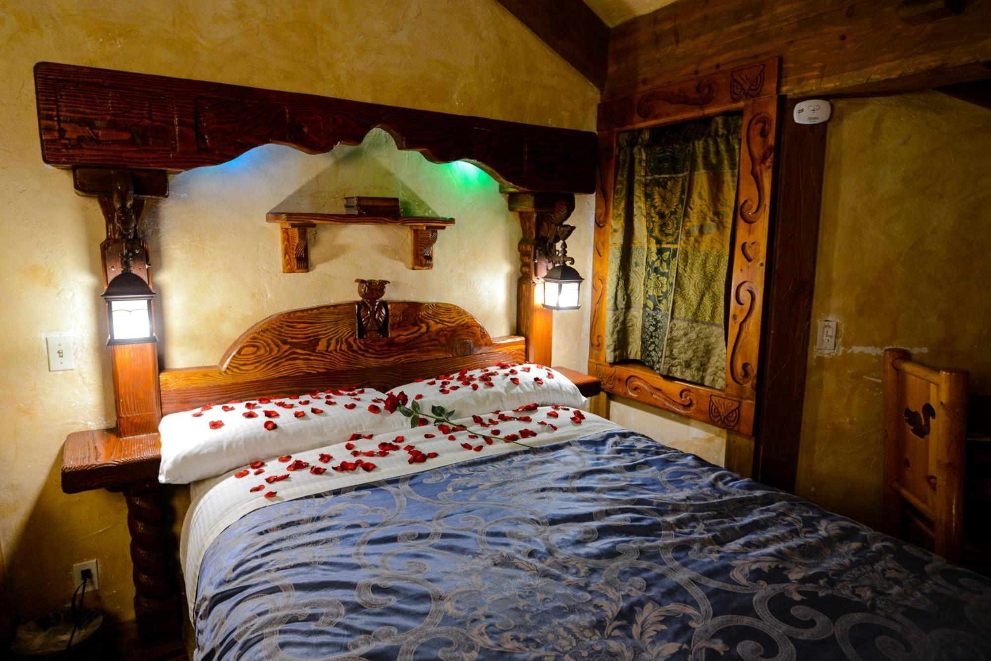 Castle Wood Theme Cottages- Couples Only Big Bear Lake Exterior foto